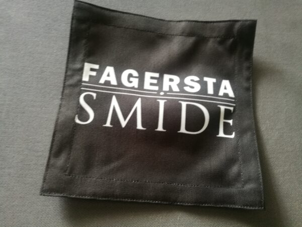 Velcro lappar till Hockey byxor med laser tryck. Beställ min. 20st.