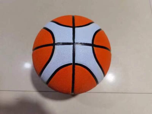 Basket boll gummi strl 5 med eget tryck. Min 50st. - Bild 2